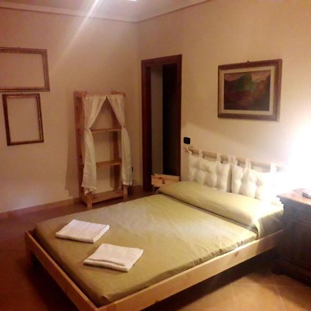 B&B La Casa Di Fuori Porta Gricignano Eksteriør bilde