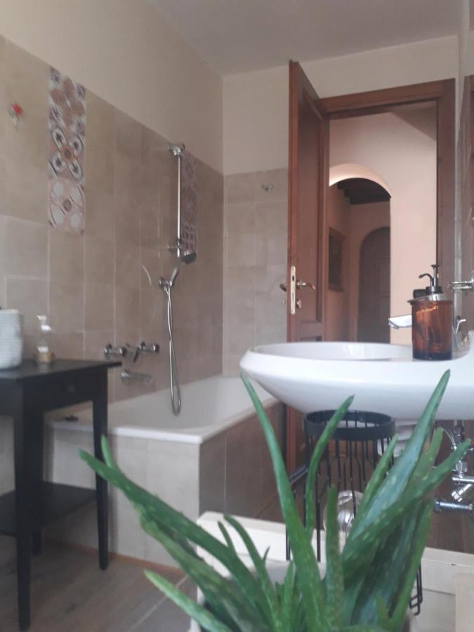 B&B La Casa Di Fuori Porta Gricignano Eksteriør bilde
